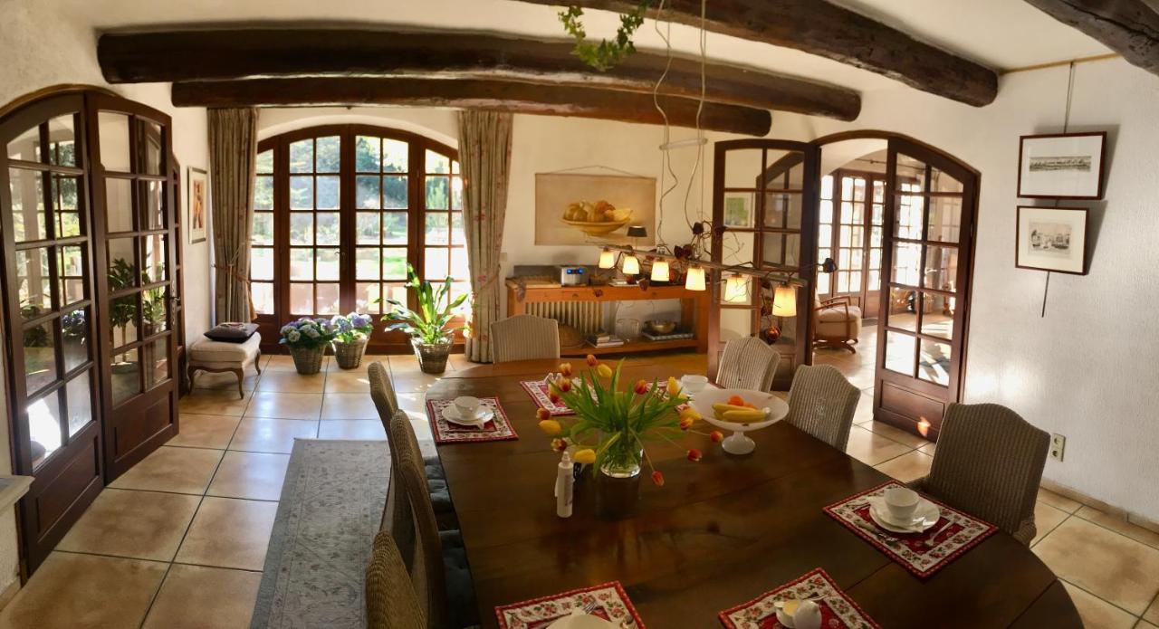 Villa Mas St Jean B&B Noves Bagian luar foto