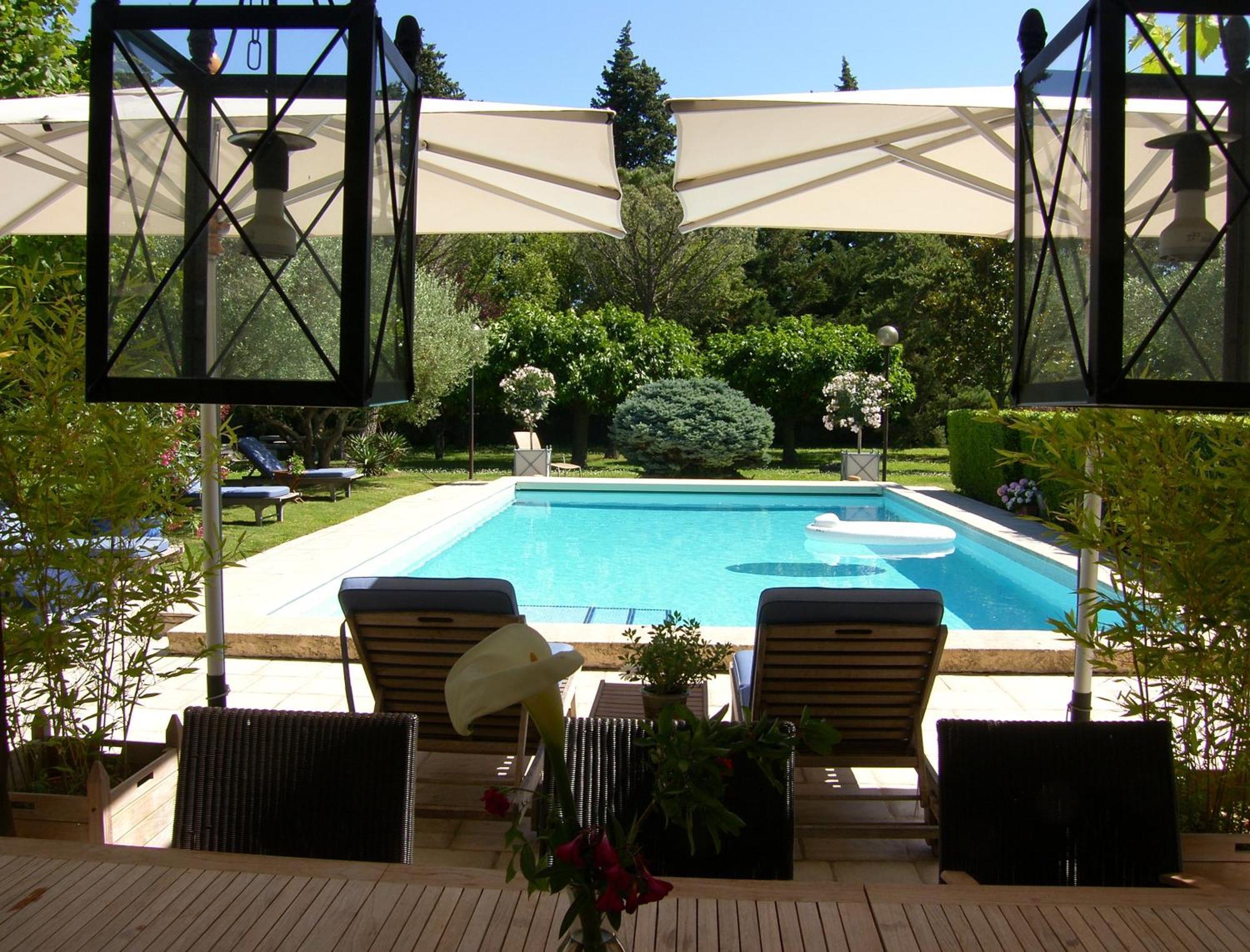 Villa Mas St Jean B&B Noves Bagian luar foto
