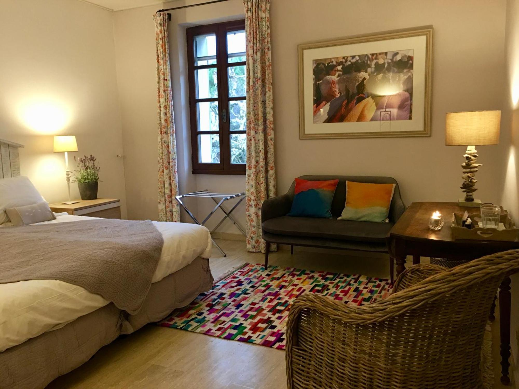 Villa Mas St Jean B&B Noves Bagian luar foto