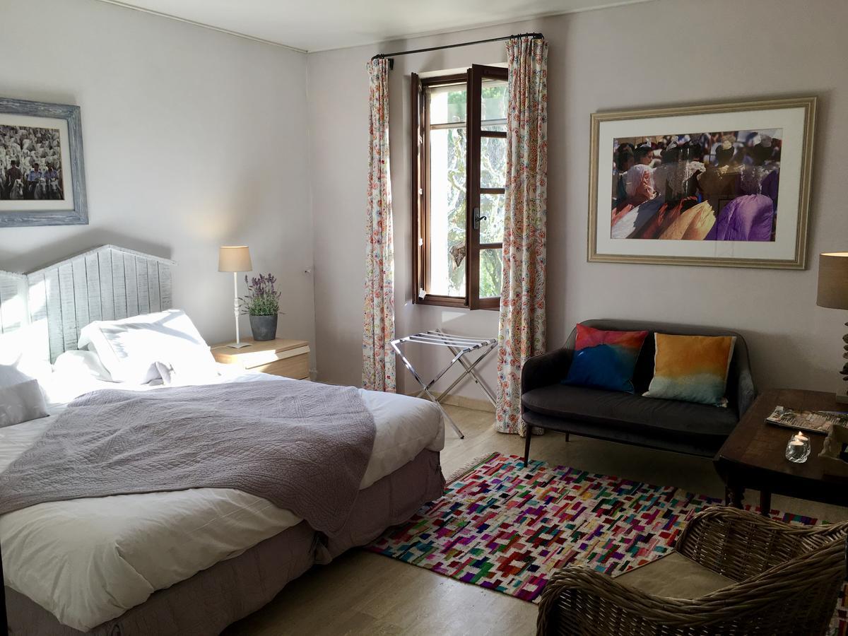 Villa Mas St Jean B&B Noves Bagian luar foto